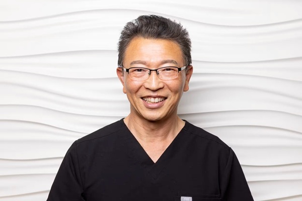 Dr. Michael Choi, DMD - Prosthodontist and Implant Specialist in Irvine CA
